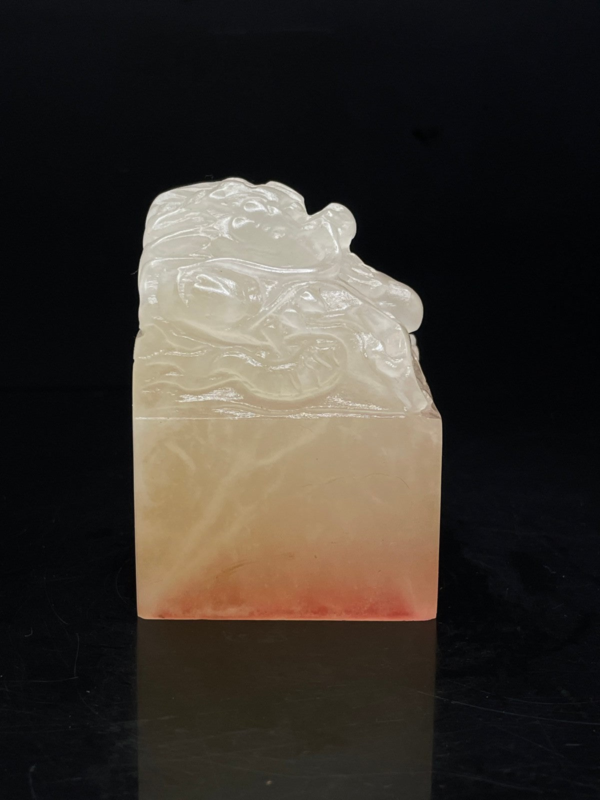 Chinese Natural Shoushan Stone Hand-carved Exquisite Auspicious Beast Seal 31334