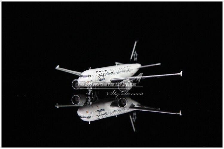 1:400 JC Wings Lufthansa STAR ALLIANCE AIRBUS A320 Plane Diecast Aircraft Model