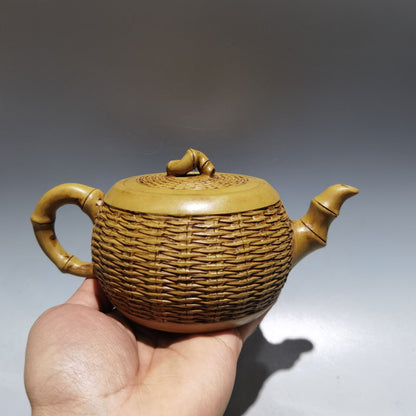 Chinese Yixing Zisha Clay Handmade Exquisite Teapot （竹编壶 底款：瑞新陶艺 )