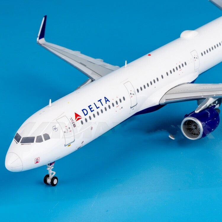 1:200 Geminijets Delta Air Lines Airbus A321 Passenger Airplane Diecast Model