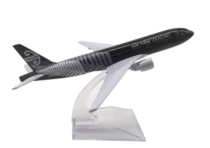 16CM AIR NEW ZEALAND BOEING 777 Passenger Aircraft Plane Diecast Airplane Model