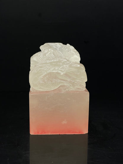 Chinese Natural Shoushan Stone Hand-carved Exquisite Auspicious Beast Seal 31332