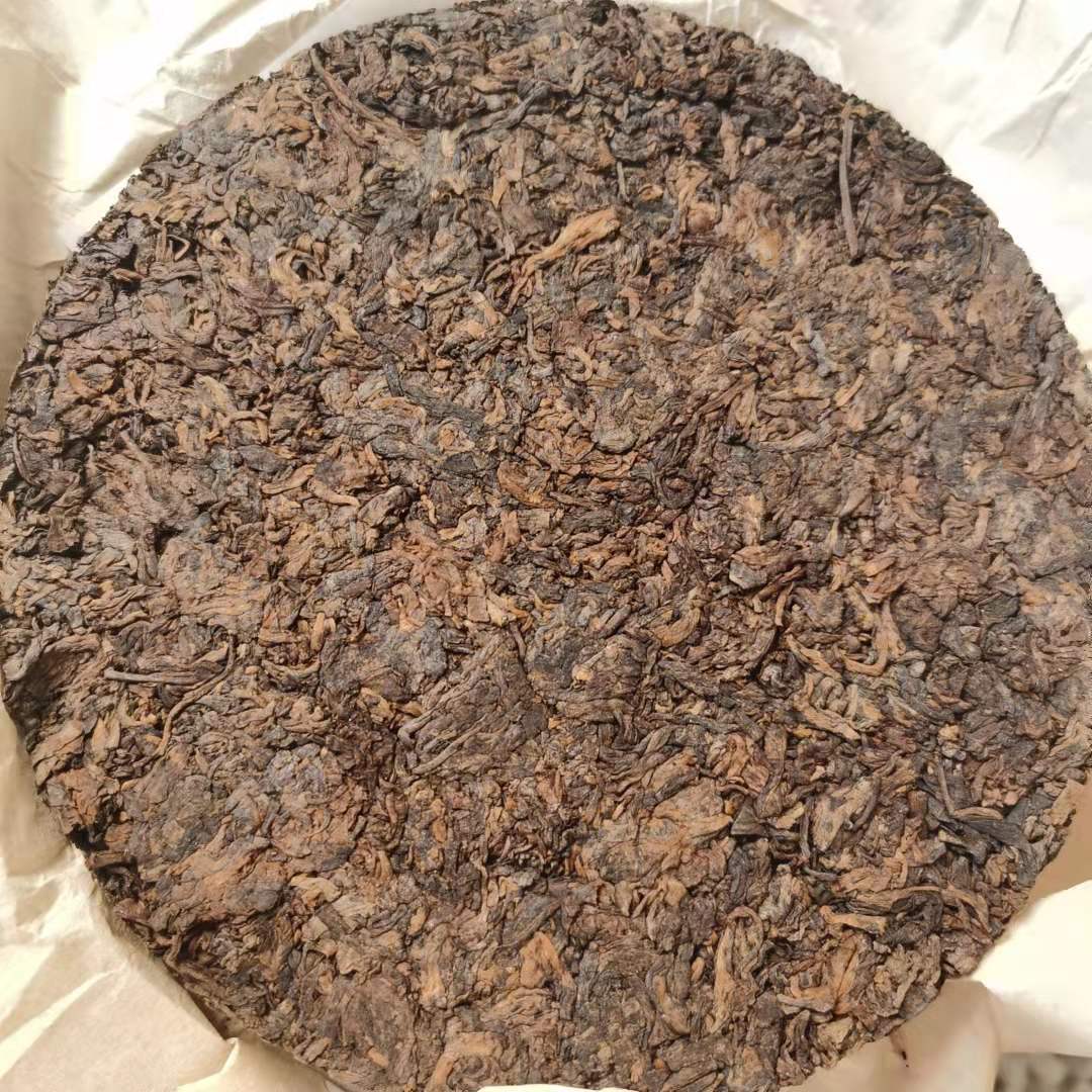 Lao Cha Tou * 2018 Yongde Ancient Tree Pu-erh Tea Cake Ripe Pu'er Puer Tea 380g