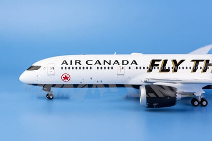 1:200 32CM JC Wings AIR CANADA BOEING 787-9 Passenger Airplane Diecast Model