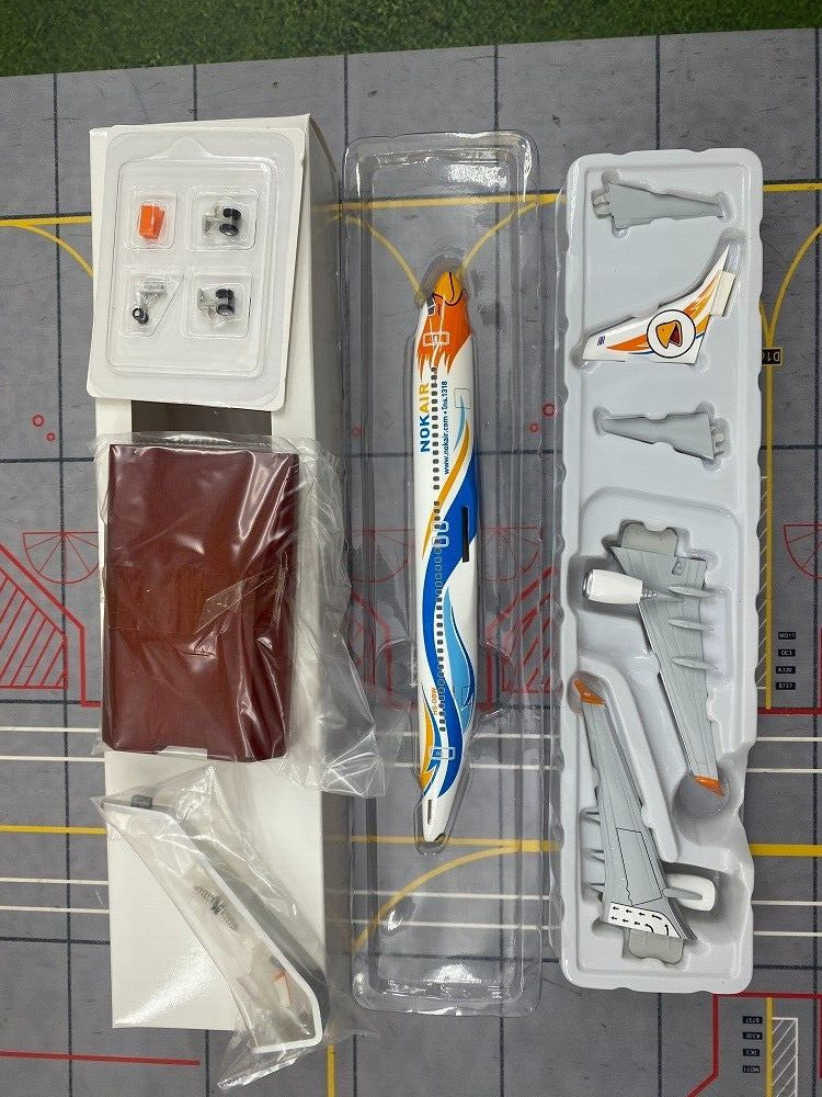 1:200 Hogan Nok Air Boeing 737-800 Passenger Aircraft ABS Plastic Airplane Model
