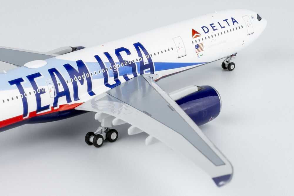 1:400 NG Model DELTA AIRBUS A330-900neo Passenger Plane Diecast Aircraft Model