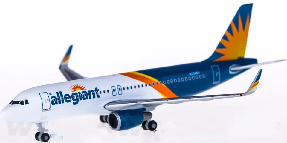 1:500 Herpa Allegiant AIRBUS A320 Passenger Airplane Diecast Aircraft Model
