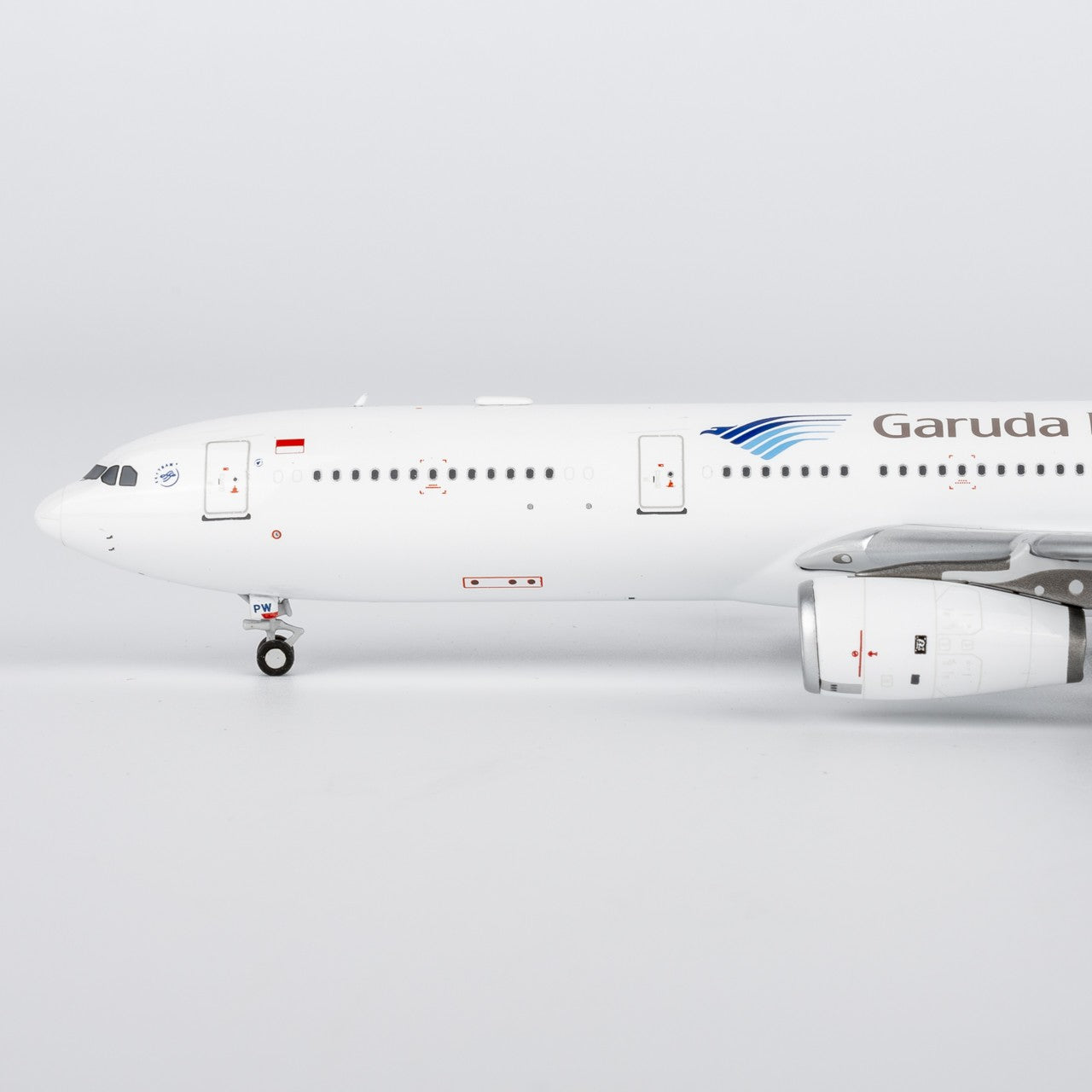 1:400 NGmodels Garuda Indonesia Airbus A330-300 Passenger Airplane Diecast Model