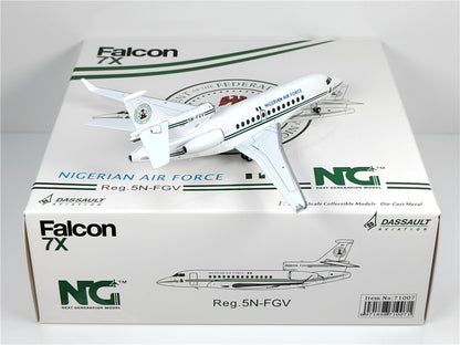 1:200 NG Model NIGERIAN AIR FORCE Falcon 7x Airplane Diecast Aircraft Model