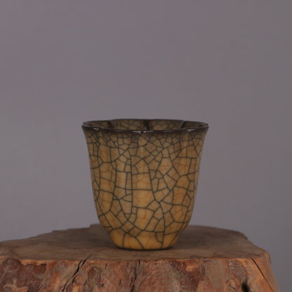 2.8" Good Chinese Song Porcelain Ge Kiln Yellow Glaze Gold Wire Sunflower Cup