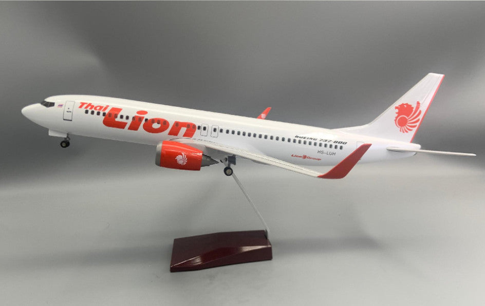 1:80 47CM Thai Lion BOEING 737-800 Airplane Landing Gear Resin Aircraft Model