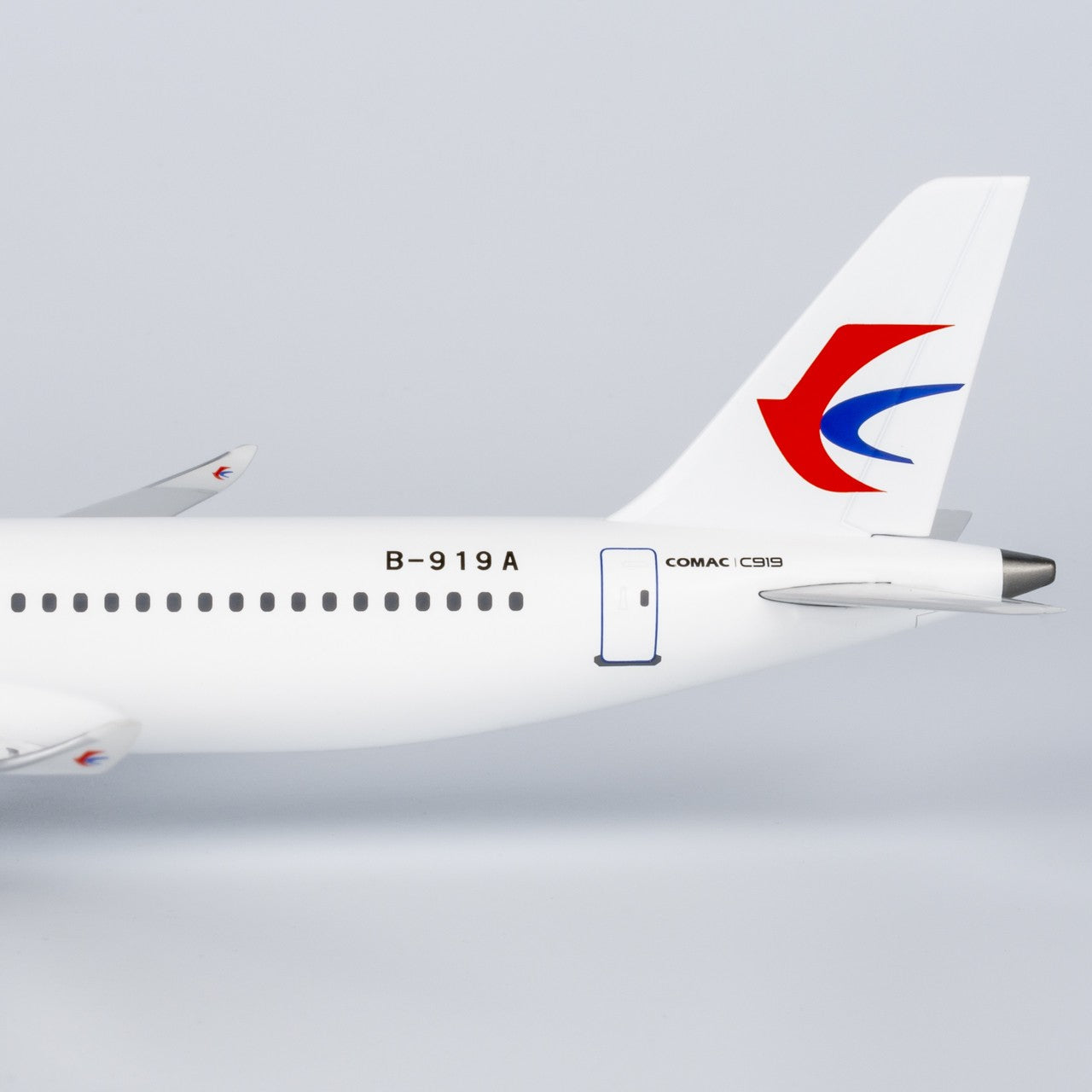 1:200 NGmodels China Eastern Comac C919 Passenger Airplane Diecast Plane Model