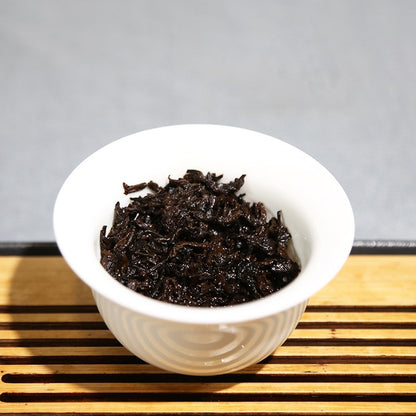 70 克大雪山普洱茶裂茶球形茶云南林康古树茶-