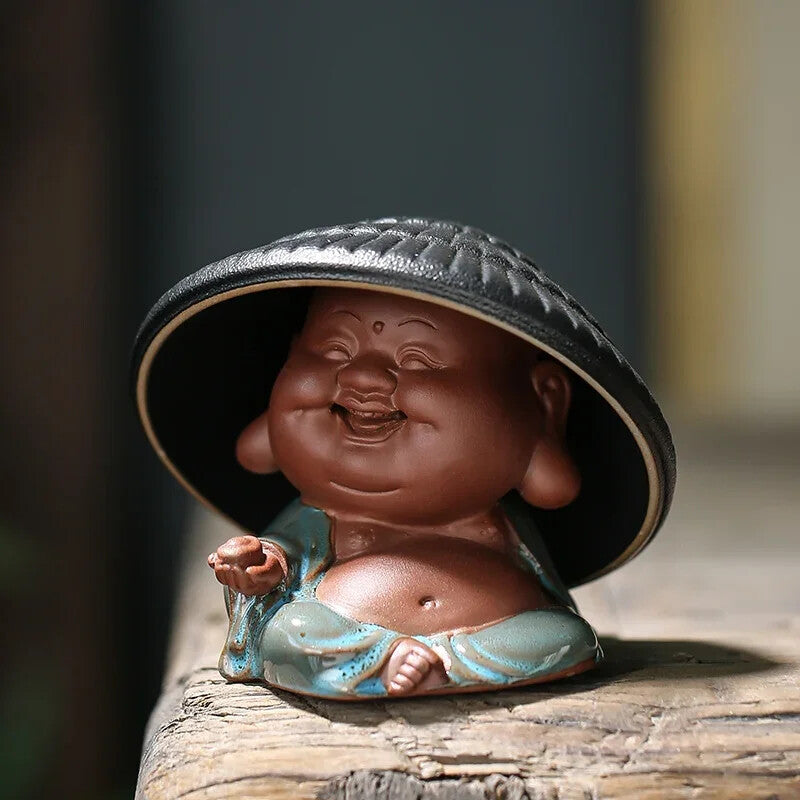 Creativity Purple Clay Tea Pet Ornaments with Tea Strainer Monk Buddha Figurine