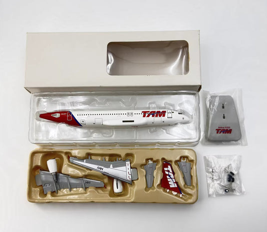 1:200 Hogan TAM AIRBUS A320 Passenger Plane Airplane ABS Plastic Aircraft Model