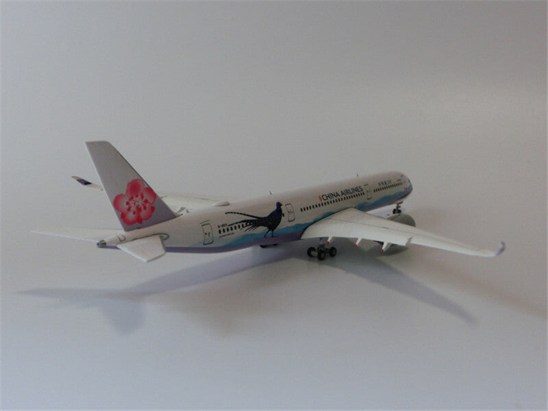JC Wings CHINA AIRLINES For AIRBUS A350-900 B-18901 FLAPS DOWN 1/400 plane Model