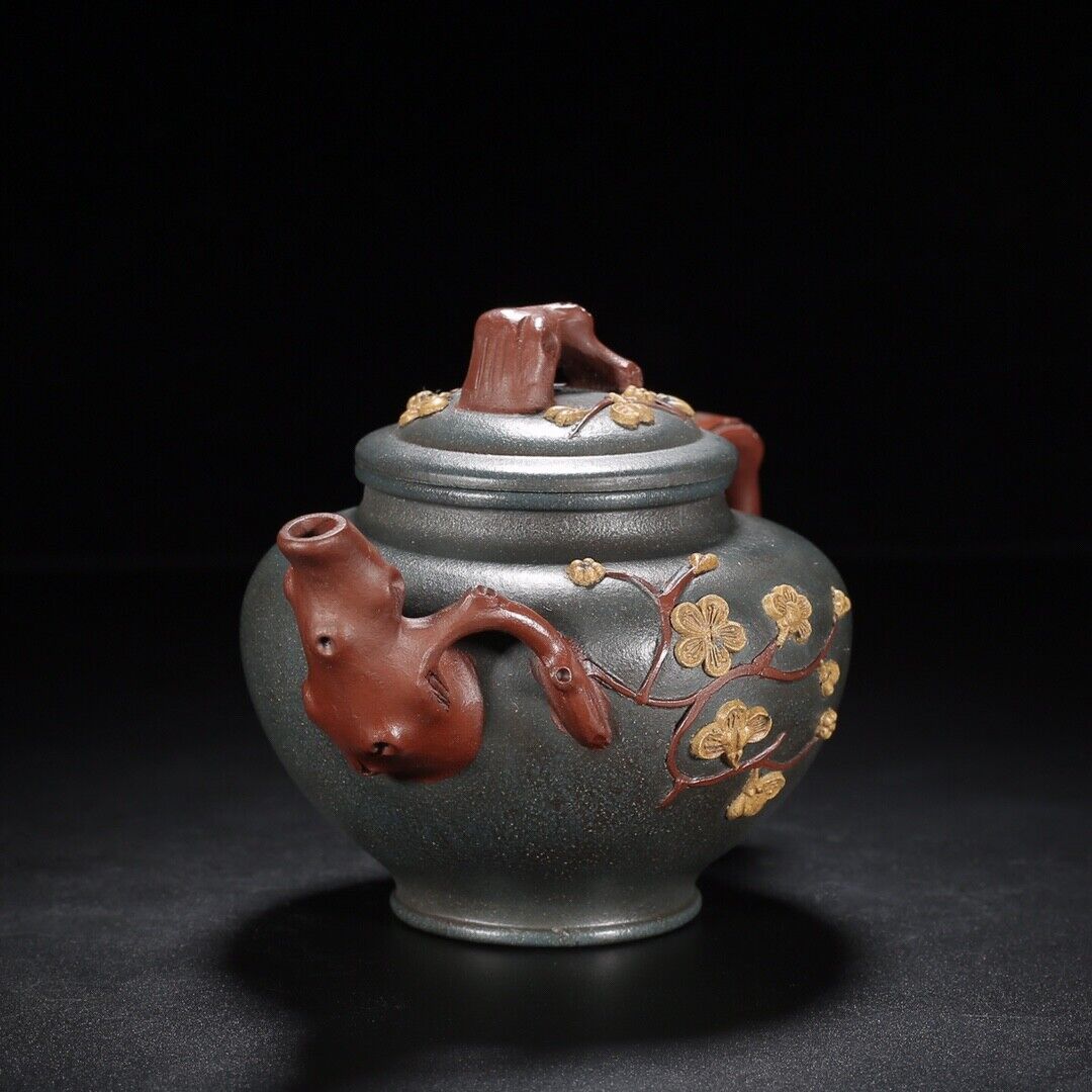 Chinese Yixing Zisha Clay Handmade Exquisite Teapot（报春 底款：汪寅仙）