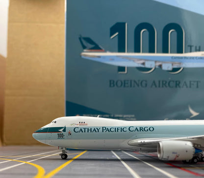 1:400 YY Wings CATHAY PACIFIC CARGO BOEING B747-8F Flap Down Plane Diecast Model