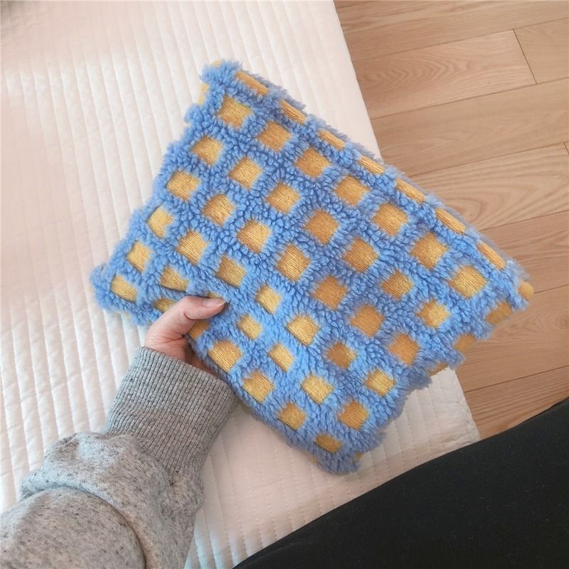 Soft Lambswool Cosmetic Bag Large Plaid Makeup Bag Travel Beauty Case 27*18*5 CM