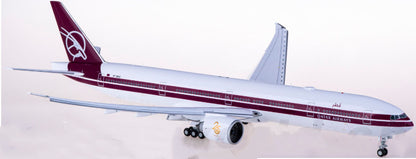 1:200 Geminijets Qatar Boeing 777-300 A7-BAC Passenger Airplane Diecast Model