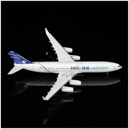 1:400 Phoenix UAC-United Aircraft Ilyushin Il-96-400T Airplane Diecast Model