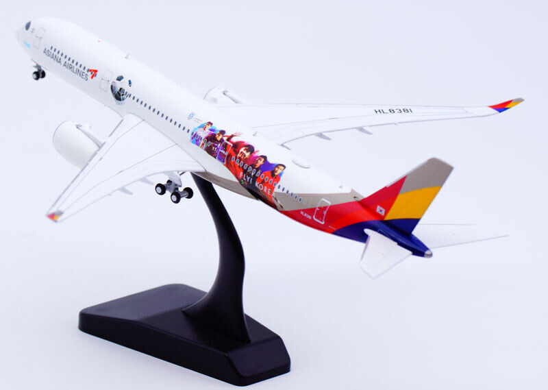 1:400 JC Wings AIRBUS A350-900XWB Passenger Airplane Diecast Plane Model