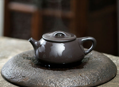 250cc China Yixing Handmade Purple Sand Black Clay Teapot Stone Pio Hu Teapot-