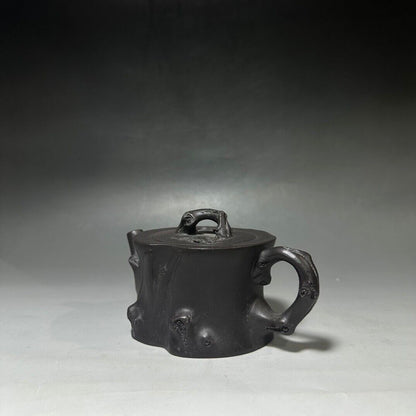 Chinese Yixing Zisha Clay Handmade Exquisite Teapot （梅桩 底款：汪寅仙）