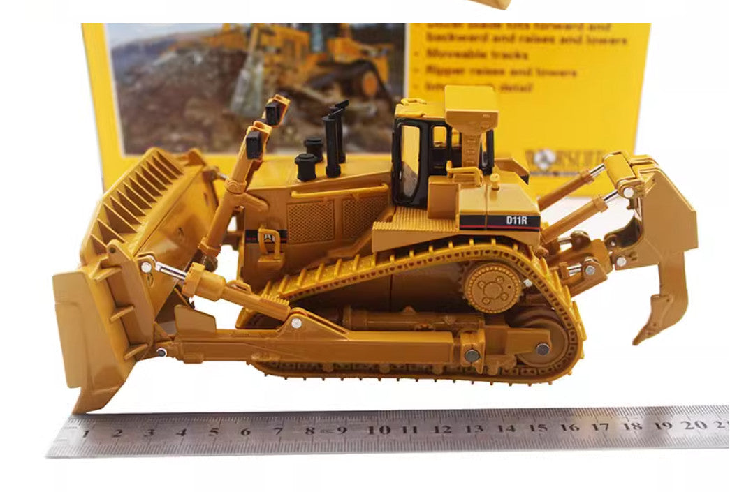 1:50 Norscot D11R Track-Type Tractor Dozer Bulldozer Machine Diecast Model