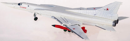 1:200 Herpa Tupolev TU-22M3M Backfire Airplane Diecast Aircraft Plane Model