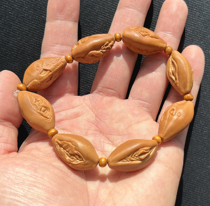 Handmade Olive Nut Carved Bracelet Vagina Design Unique Body Beads Chain