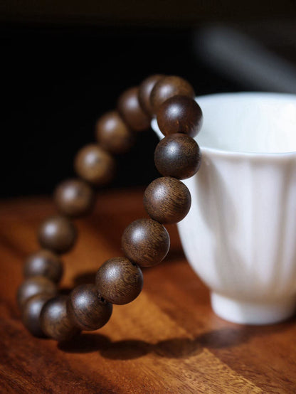 12mm Chinese Natural Eaglewood Handmade Exquisite Bracelets 30800