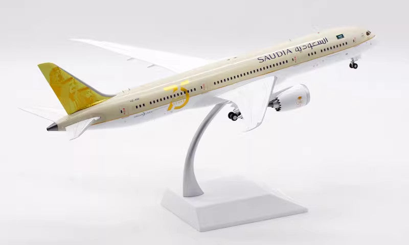 1:200 32CM JC Wings SAUDI ARABIA BOEING 787-9 Passenger Airplane Diecast Model