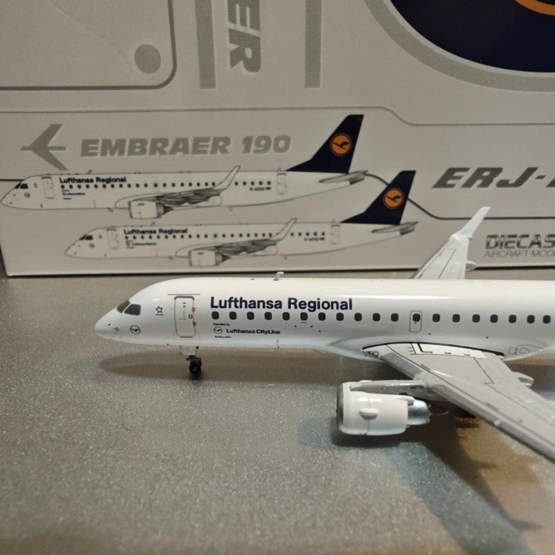 1:400 JC Wings Lufthansa Embraer ERJ-190LR Passenger Diecast Airplane Model