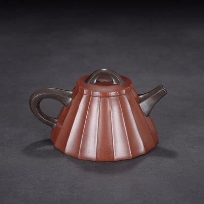 Chinese Yixing Zisha Clay Handmade Exquisite Teapot（霸王石瓢 底款：周桂珍）