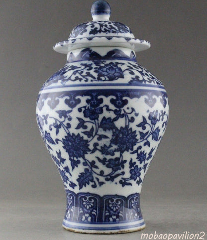 Fine China Hand Painted Flower Blue and White Porcelain Vase & Jar Decoration