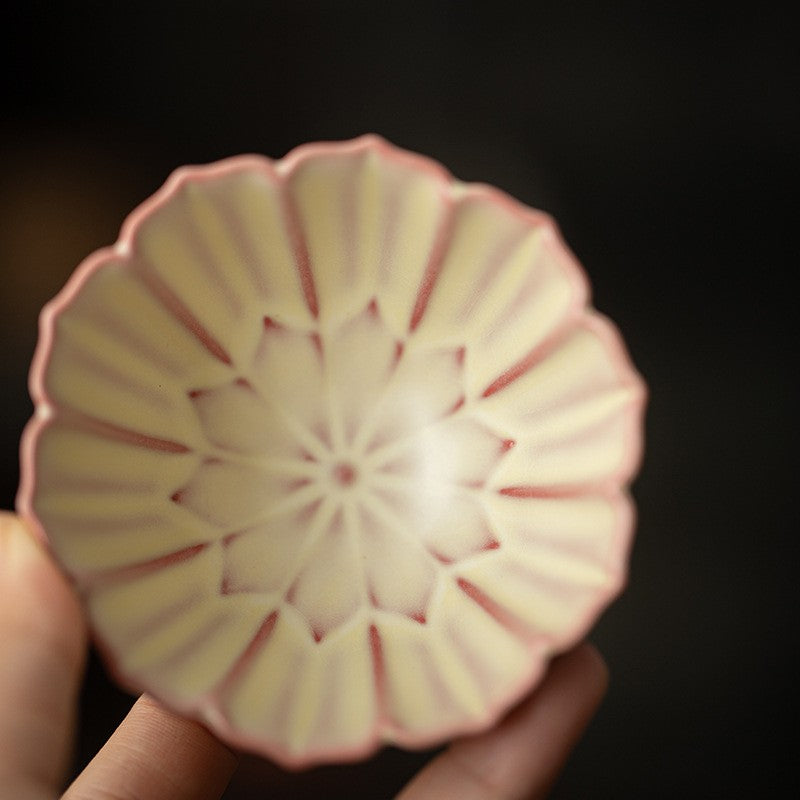 Boutique Tea Cup Crackle Glaze Ruyao Craft Porcelain Master Cup Lotus Design Cup