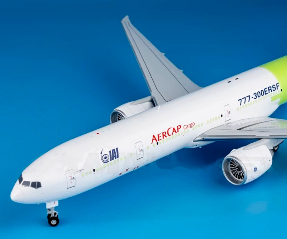 1:200 37CM JC Wings Kalitta Air BOEING 777-300ER Airplane Diecast Aircraft Model