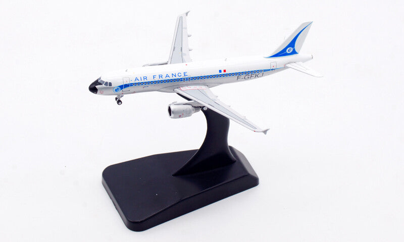 1:400 Aviation AIR FRANCE BOEING A320-200 Passenger Airplane Diecast Plane Model