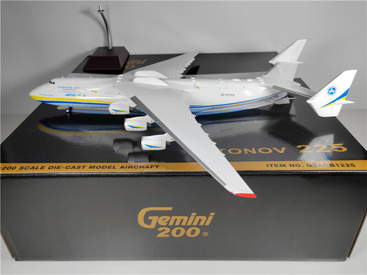 1:200 Geminijets Ukrainian airlines ANTONOV 225 Airplane Diecast Aircraft Model