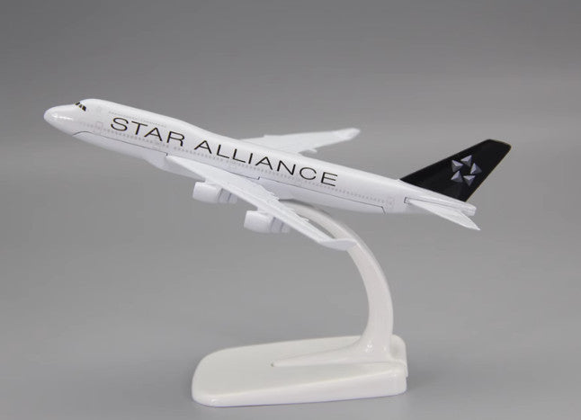 16cm Star Alliance Boeing 747-400 Passenger Aeroplane Diecast Aircraft Model