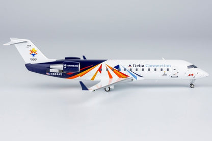 1:200 NG Model Delta Air Lines Bombardier CRJ200ER Plane Diecast Aircraft Model