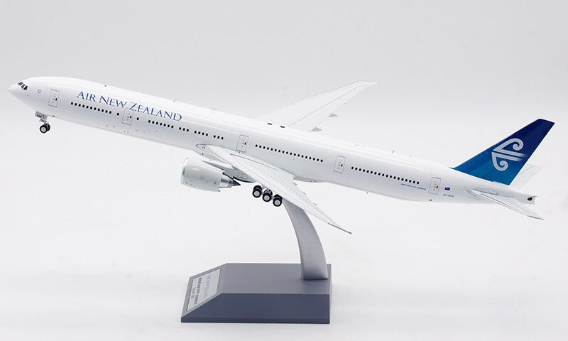 1:200 37CM InFlight AIR NEW ZEALAND BOEING 777-300ER Airplane Diecast Model