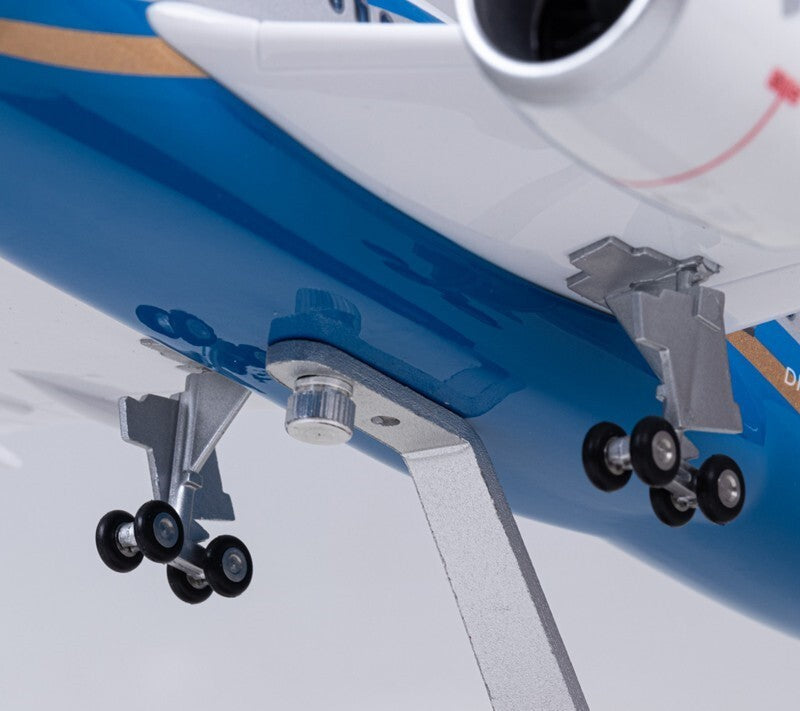 1:130 43CM OMAN AIR BOEING 787 Passenger Airplane Landing Gear Resin Plane Model