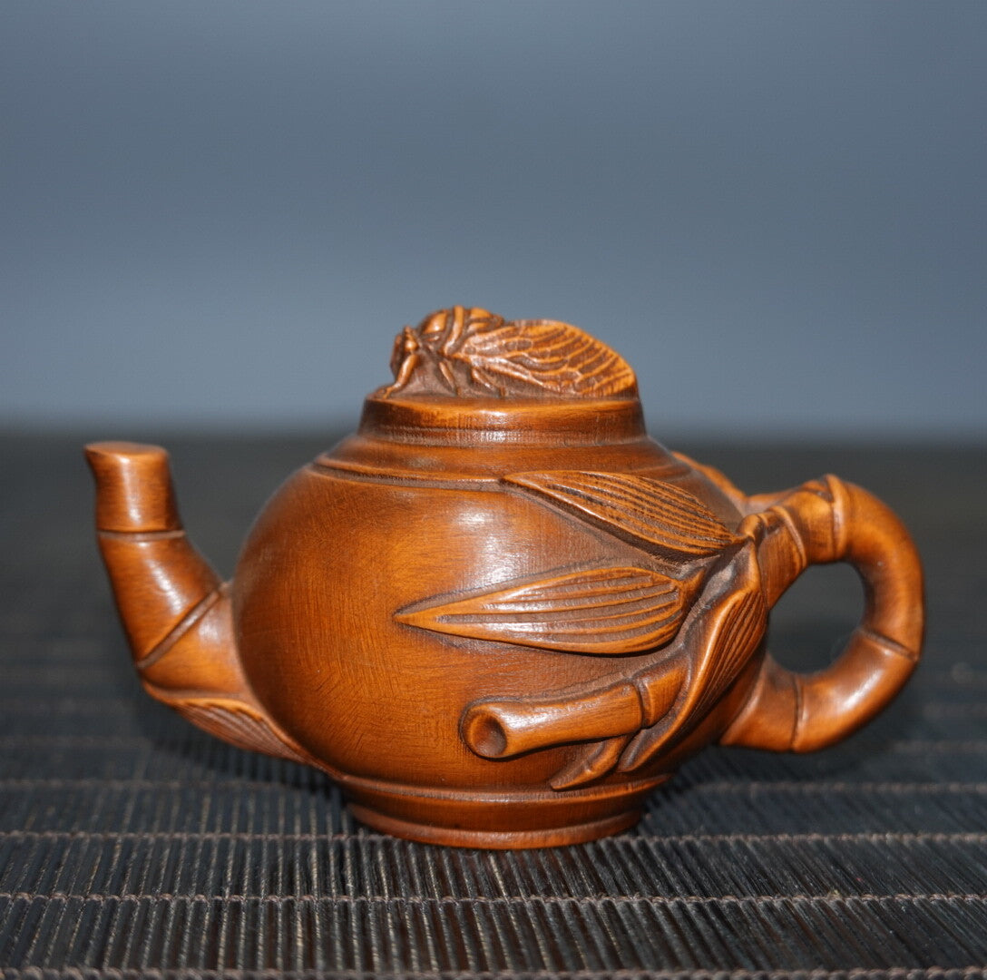 Antique Collection Tea Pot Statue Bamboo Leaf Handle Wooden Carving Decoration