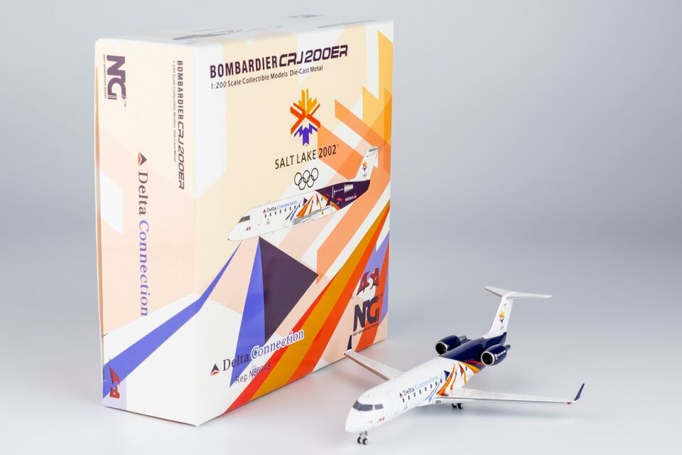 1:200 NG Model Delta Air Lines Bombardier CRJ200ER Plane Diecast Aircraft Model