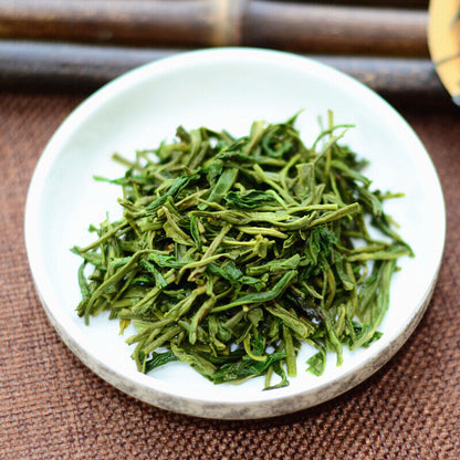 2023 Spring New Tea Lu Shan Yun Wu Green Tea Silver Needle Chinese Green Tea-