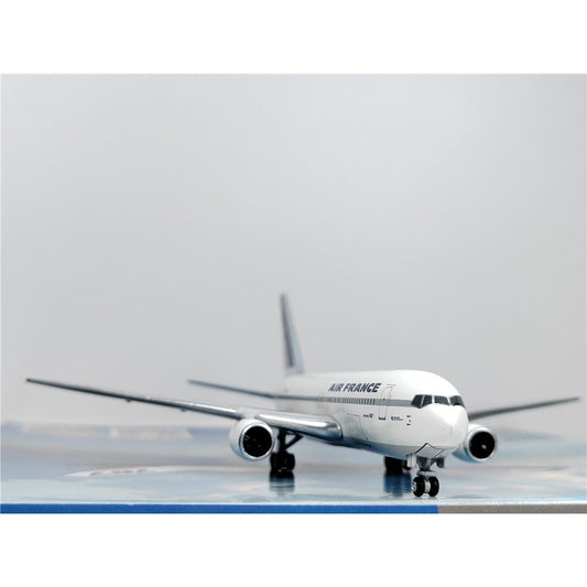 1:400 Aeroclassics Air France B767-200 F-GHGE Passenger Plane Diecast Model