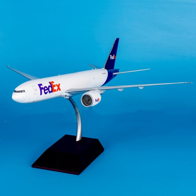 1:200 Geminijets FedEx B777-200LRF N895FD Passenger Airplane Diecast Model