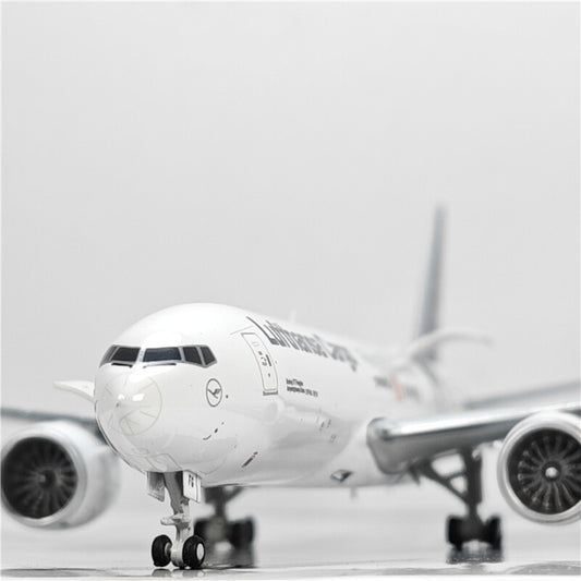 1:400 JC Wings Lufthansa Sargo BOEING B777-200F Airplane Diecast Aircraft Model
